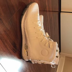 Curry IV More Rings LIMITED EDITION